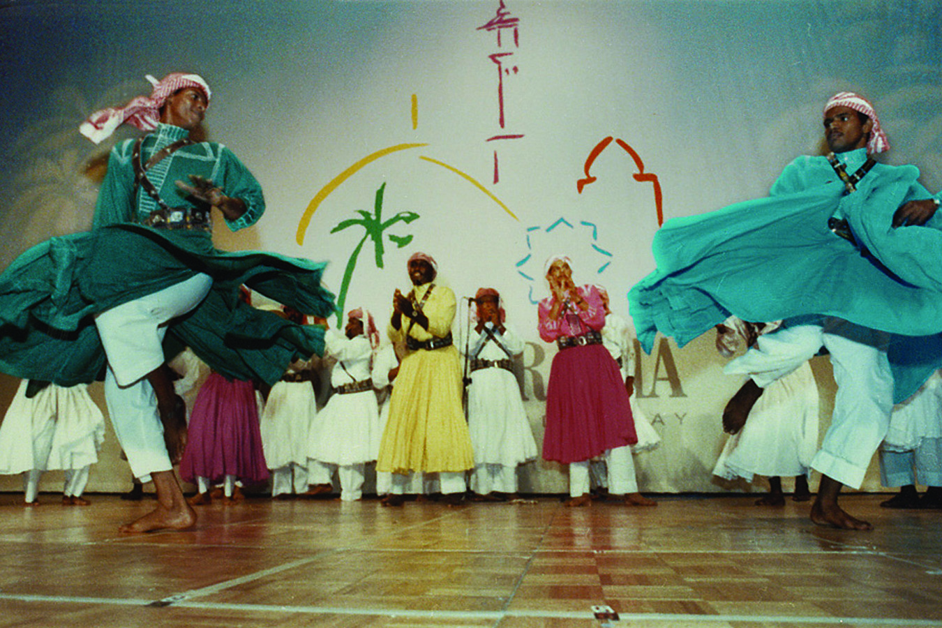 Ksa Dance : MAIN STAGE: Bedouin Dancers – 24-Man Troupe Performed 4 times Daily